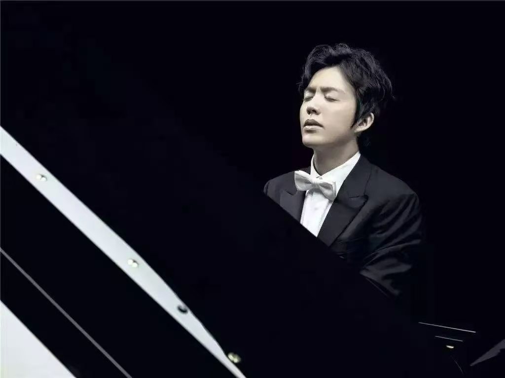 李云迪鮮為人知的5點鋼琴之道！_慧禾國際藝術教育