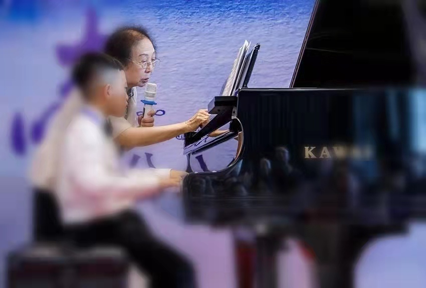 鋼琴名師朱雅芬：鋼琴學習中需要注意“放松”！_慧禾國際藝術教育