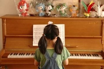 學琴最先學樂理，你知道樂理多重要嗎？_慧禾國際藝術教育